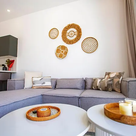 Aqualina B3-2 By Holidaykeys * Kyrenia (Northern Cyprus)